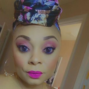 Meet your Posher, Tanicka